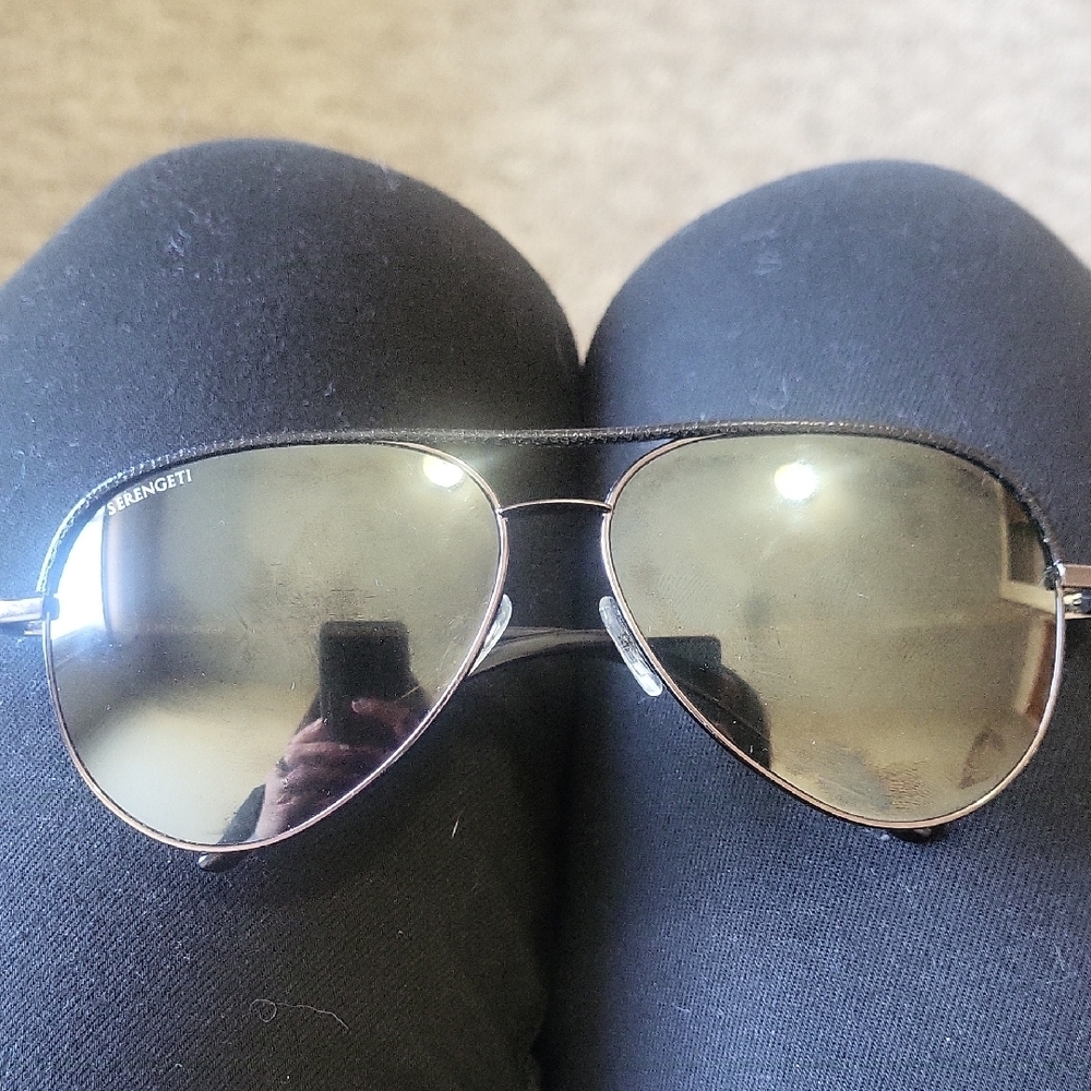 Serengeti Black Aviator Sunglasses Timeless Design